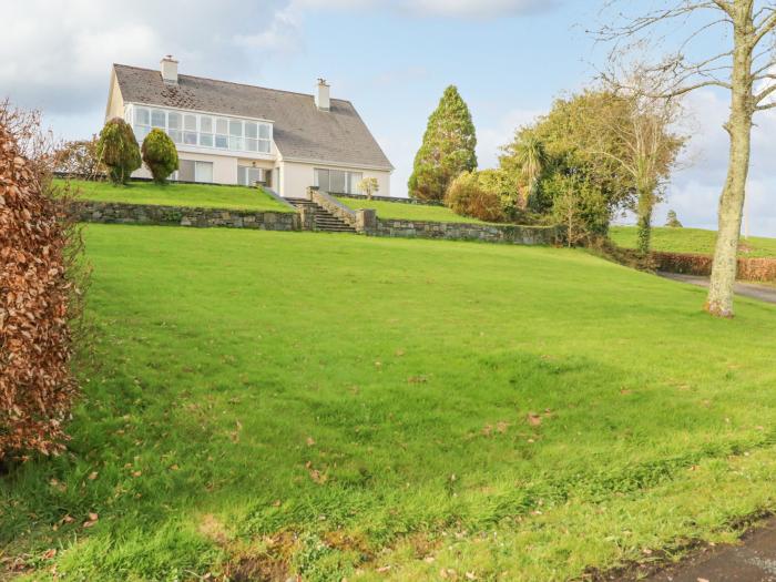 Roughty Bridge View, Kenmare, County Kerry, Ireland, Near a National Park, Five bedrooms, River view