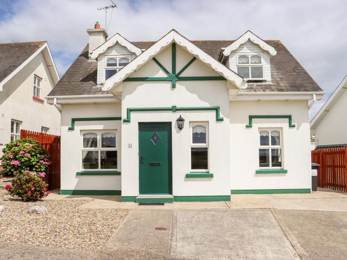 South Beach, Duncannon, County Wexford. Smart TV. Woodburning stove. Enclosed garden. Close to beach