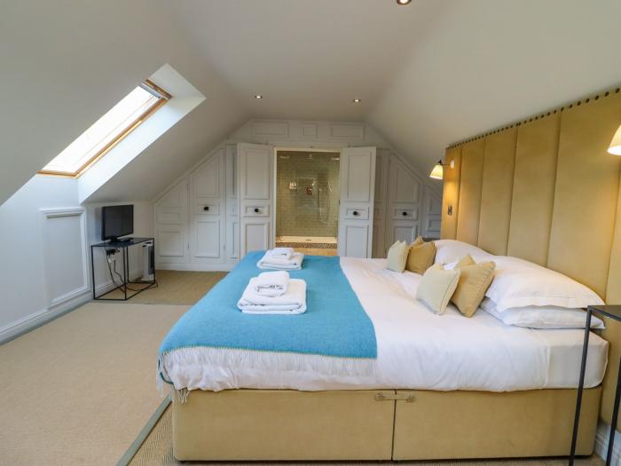 The Millhouse, near Welland, Worcestershire, Malvern Hills Area of Outstanding Natural Beauty. 4bed.