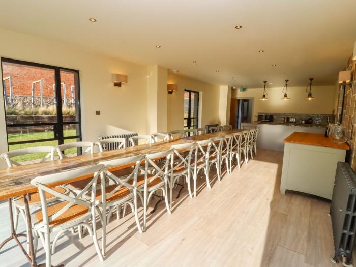 The Millhouse, near Welland, Worcestershire, Malvern Hills Area of Outstanding Natural Beauty. 4bed.