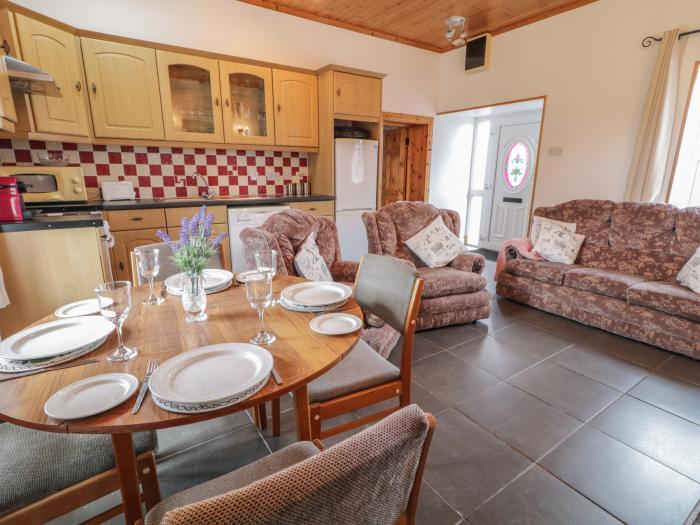 Cooladerry Cottage is in Cooladerry Mountain near Portsalon, County Donegal. Off-road parking. 3bed.