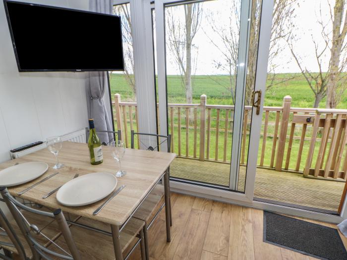 Wharfdale Pod, Hutton Rudby, Yorkshire, North York Moors National Park, Open plan, Lodge, Hot tub.