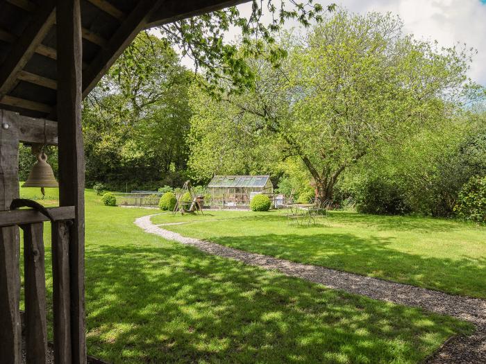 Sherwell Farm Annex in Sherwell near Drakewalls, Cornwall, off-road parking, countryside, in an AONB