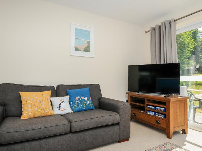 64 is in St Columb Road Cornwall. Off-road parking. On-site facilities. Close to amenities. Smart TV