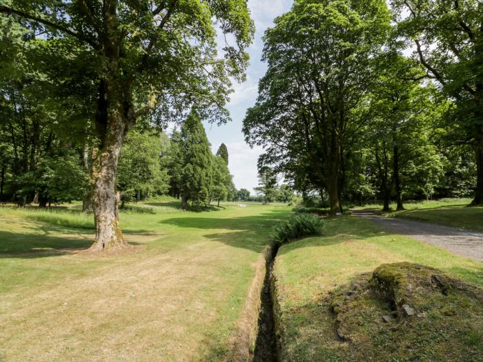 The Stables, Dalswinton, Dumfries and Galloway. One-bedroom cottage, ideal for couples. Countryside.