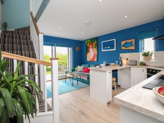 Blue Waters in Weymouth, Dorset. One-bedroom home, ideal for a couple, near the beach and amenities.