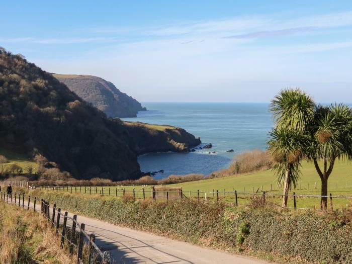 Lynmouth View, Lynmouth, Devon. Stunning sea views. Pet-free. Decking with furniture. Electric fire.