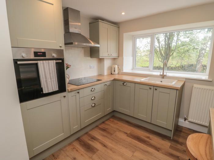 The Hollow near West Woodburn, Northumberland. Rural location. Woodburning stove. Garden. 2 bedrooms