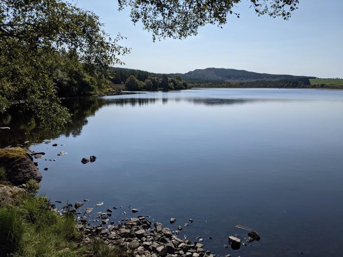 Balnabodach near to Inverness, Scottish Highlands. Pet-friendly. Enclosed garden and three bedrooms.