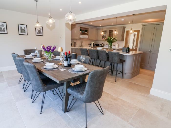 Scottwil near Wilberfoss, North Yorkshire. Four-bedrooms. En-suites. Contemporary. Open-plan living.