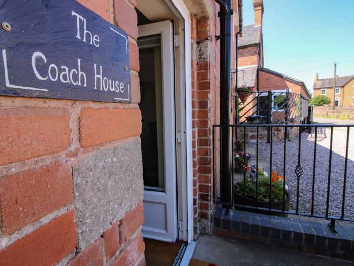 The Coach House At The Gables, is in Burlton, Shropshire. Close to pub and AONB. Garden and parking.