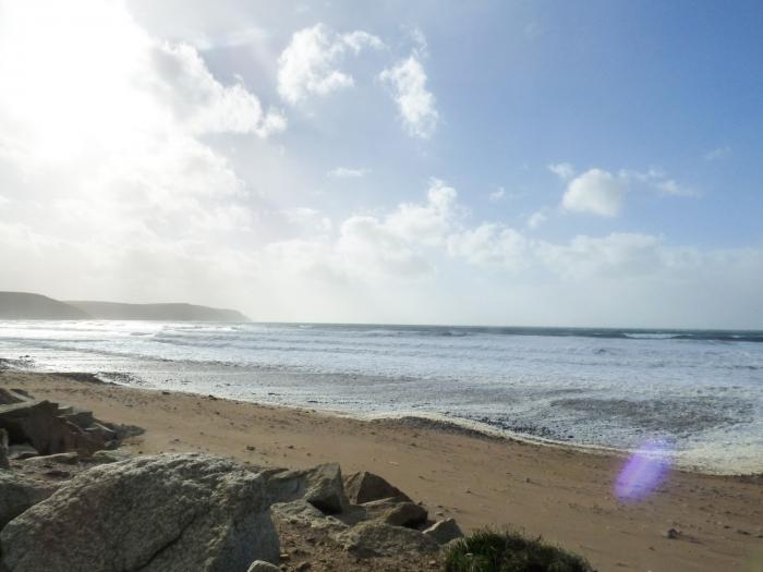 Shepherds Retreat, is in Maxworthy near Crackington Haven, Cornwall. Couples. Off-road parking. 1bed