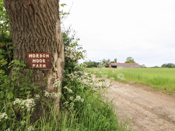 Mordon Moor Cottage, Sedgefield, County Durham. Rural location. Garden. Off-road parking. Woodburner