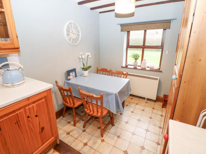 Mordon Moor Cottage, Sedgefield, County Durham. Rural location. Garden. Off-road parking. Woodburner