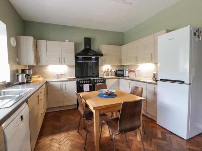 Brewery House, Newton Stewart, Dumfries and Galloway. Over 3 floors. 5 bedrooms. WiFi. Pets welcome.