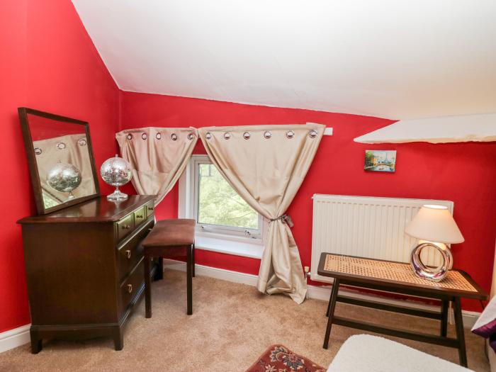 Vale View is in Egremont, Cumbria. Nr the Lake District National Park. Close to amenities and river.