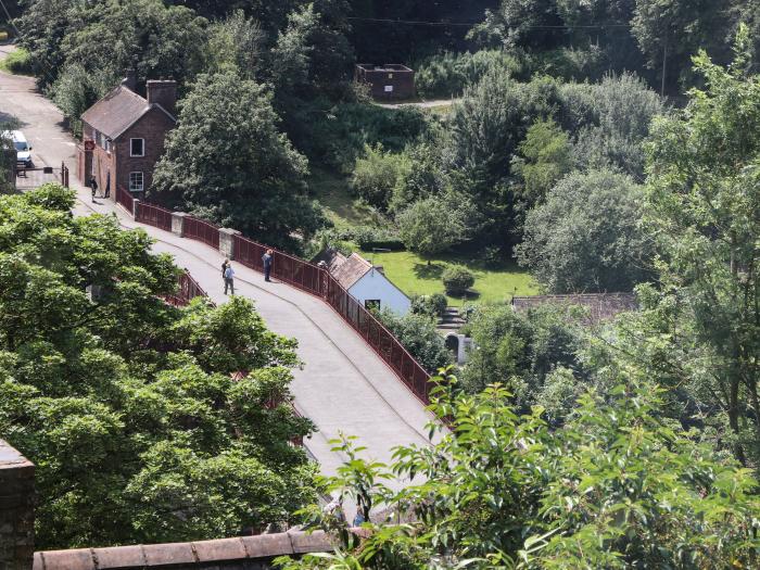 The Olde Drill House in Ironbridge, Shropshire. Two-bedroom, riverside home. Close to shops and pubs