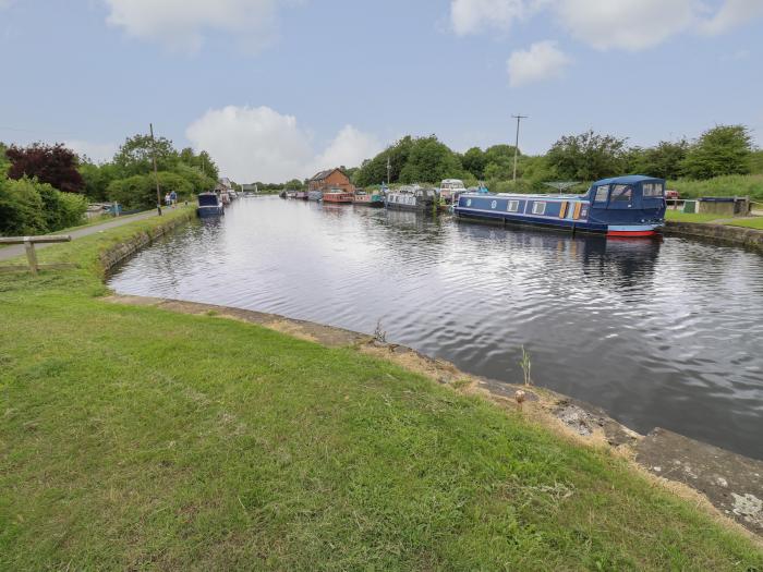 The Moorings is near Wakefield, in West Yorkshire. Four-bedroom, canal-side home. Close to amenities