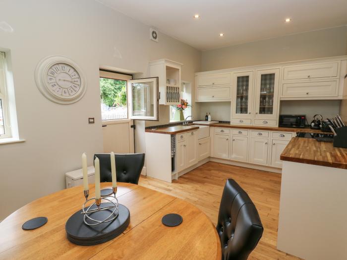 The Moorings is near Wakefield, in West Yorkshire. Four-bedroom, canal-side home. Close to amenities