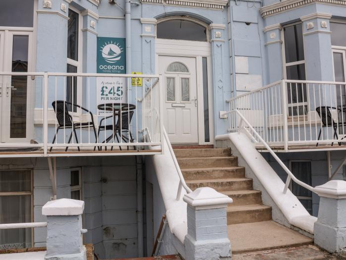 Seaside, Bridlington, East Riding of Yorkshire. Close to a beach. Near a National Park. Kitchen. TV.