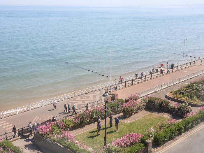 Fishermans Watch, Bridlington, East Riding of Yorkshire. Close to a beach. Close to amenities. 2bed.