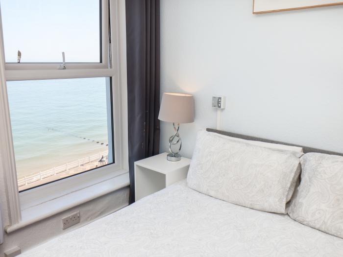 Fishermans Watch, Bridlington, East Riding of Yorkshire. Close to a beach. Close to amenities. 2bed.