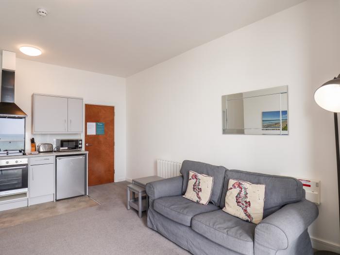 Apartment 2 Bridlington Bay, Bridlington. Sea views. Close to a beach. Smart TV. Close to amenities.