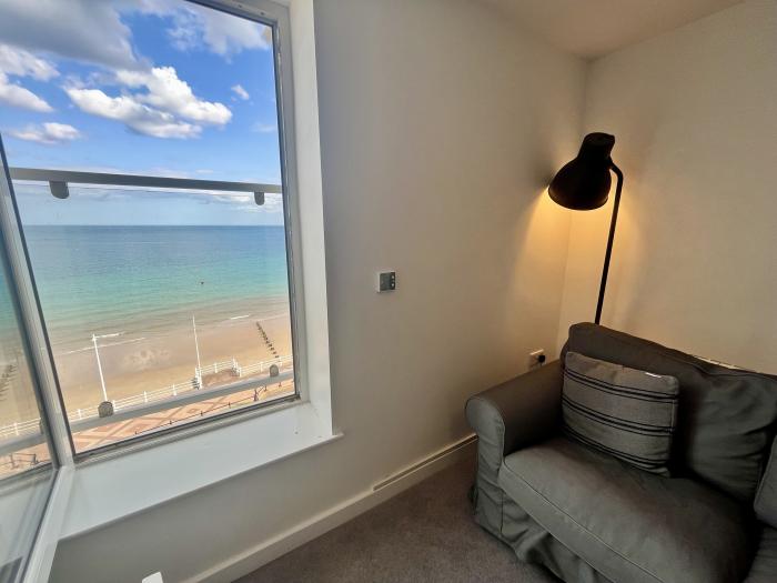Apartment 6 Bridlington Bay, Bridlington, East Riding of Yorkshire. Sea views. Close to beach. 3bed.