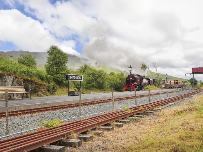 Ty Nain, Beddgelert