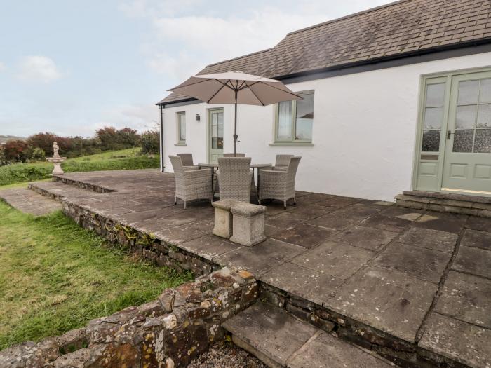 Fountain Folly, is near St Dogmaels, Pembrokeshire. Three-bedroom bungalow near amenities and beach.