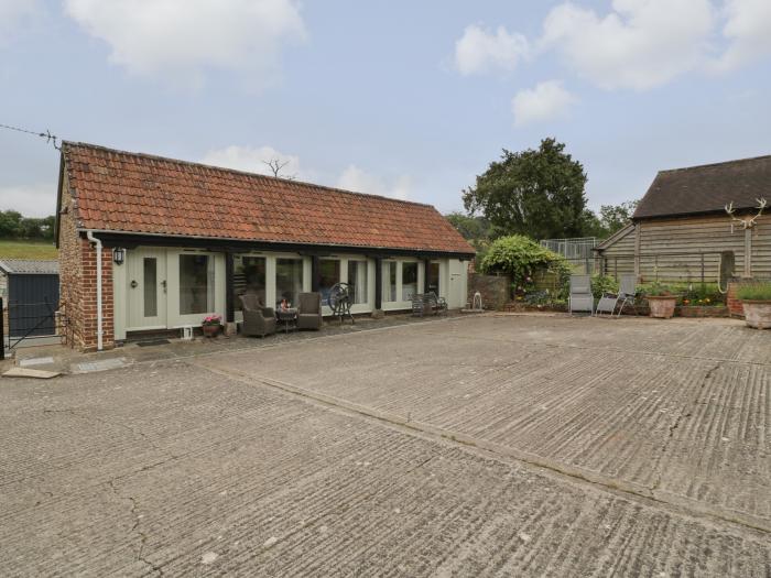 Walnut Cottage is near Ross-On-Wye, Herefordshire. One-bed barn conversion ideal for a couple. Rural