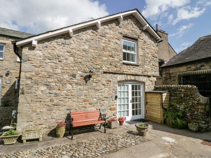 Ramblers Rest, rests in Sedbergh, in Cumbria. In National Park. Woodburning stove. Smart TV. Parking