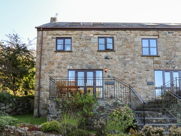 Barn 4, Kenegie Manor Holiday Park near Penzance, Cornwall. TV. WiFi. Off-road parking. On-site pool