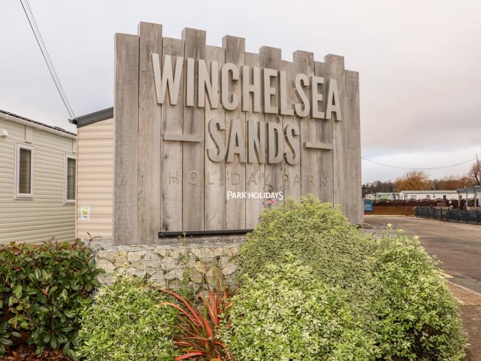 Plot 24 Winchelsea Sands Holiday Park, Winchelsea Beach, Sussex. Beach near. Open-plan living space.