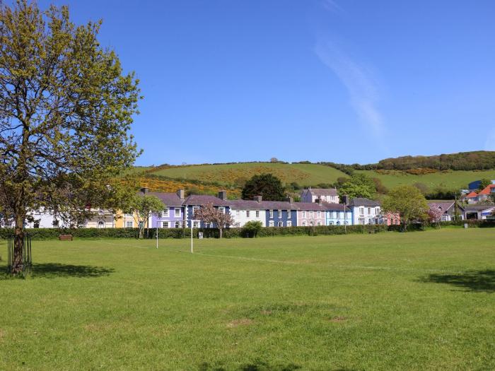 Y Bwthyn Bach, Aberaeron