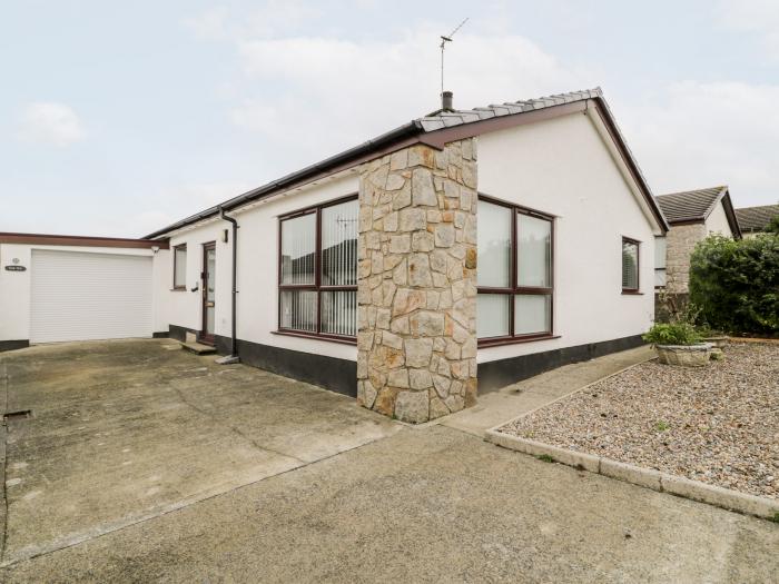 Cae Teg, in Niwbwrch, Isle of Anglesey. Close to amenities. Near the Eryri (Snowdonia) National Park