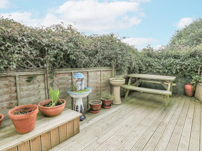 Ye Old Rocket House, in Flamborough, East Riding of Yorkshire. Sea views. Near a National Park. Pets