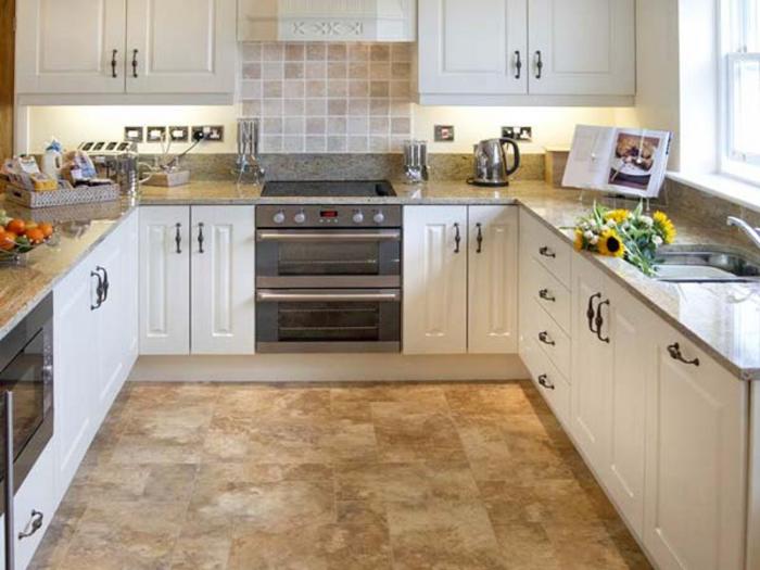 The Lake Cottage, Belford, Northumberland. Woodburning stove. Three bedrooms. Off-road parking. WiFi