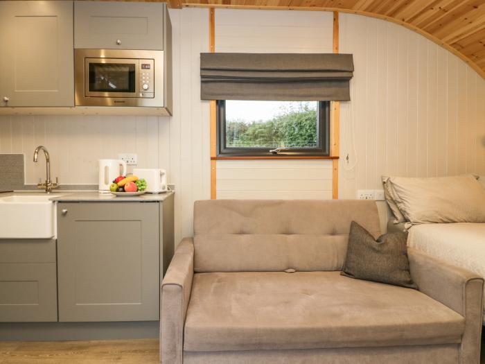 Forest, is in Dalton-In-Furness, Cumbria. Studio-style pod, ideal for couples. Rural views. Stylish.