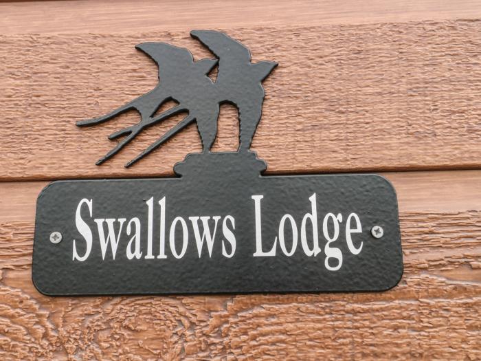 Swallows Lodge, is in Cranmore, Somerset. Near an AONB. Ground-floor living. Pet-friendly. 4bedroom.