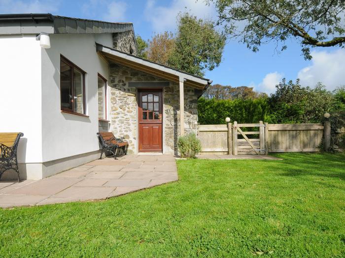 Poppy's Barn, nr Altarnun, Cornwall. Three-bedroom barn conversion resting rurally. Enclosed garden.