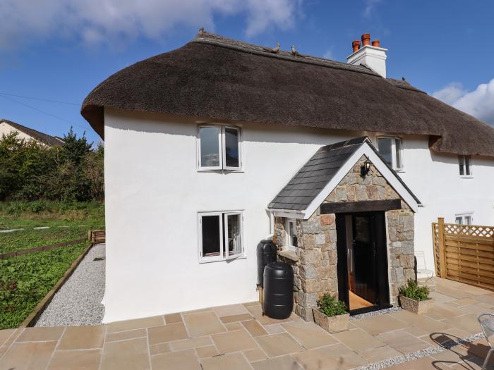 2 Coldeast Cottages, is near Newton Abbot, Devon. Two-bedroom, Grade II listed cottage. Rural views.