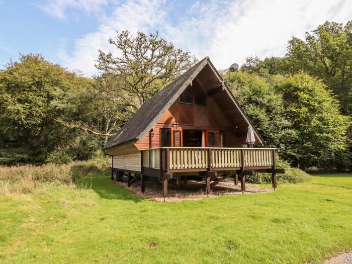 Trout River Lodge near Moretonhampstead, Devon. Detached lodge in a beautiful setting. Two bedrooms.