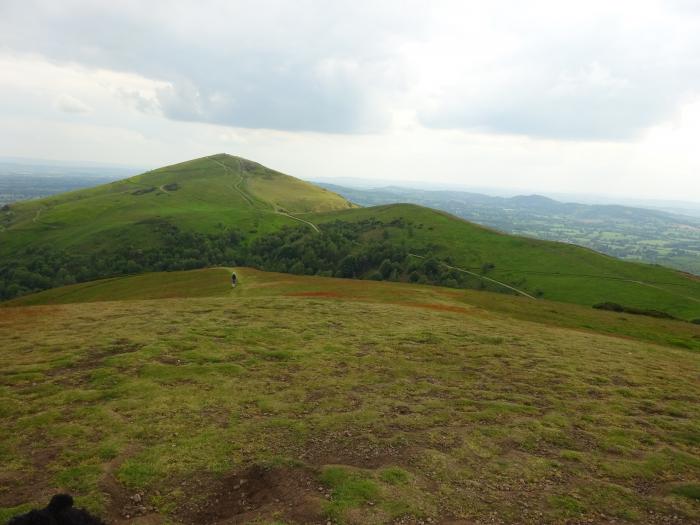 Thyme Cottage, Malvern, Worcestershire. Enclosed garden. Three bedrooms. Views of the Malvern Hills.