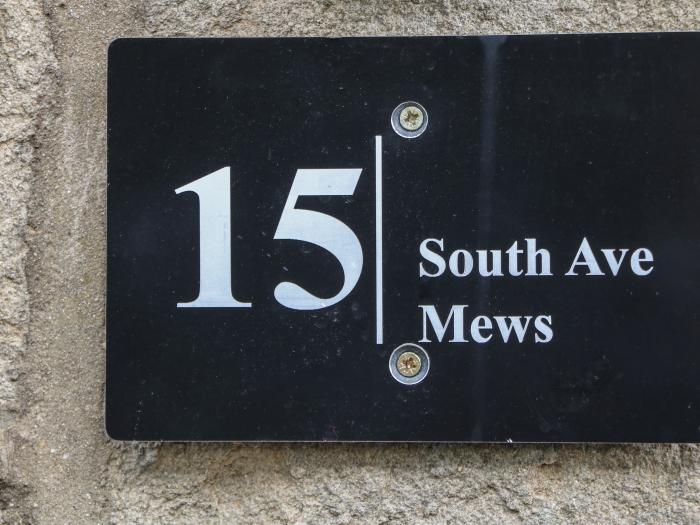 15 South Avenue Mews is in Buxton, in Derbyshire. Near a National Park. Close to a shop/pub. Central