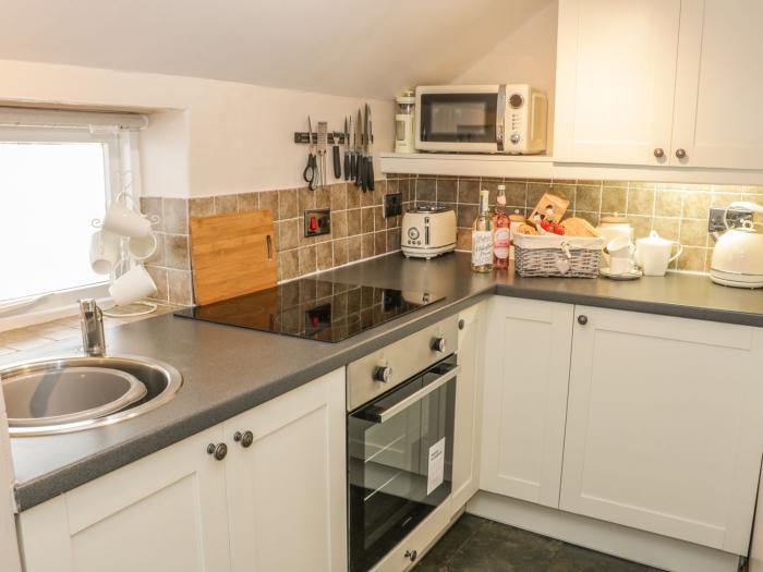 31 Riverside, Bridgnorth, Shropshire. Two-bedroom home with hot tub and enclosed garden. Near shops.