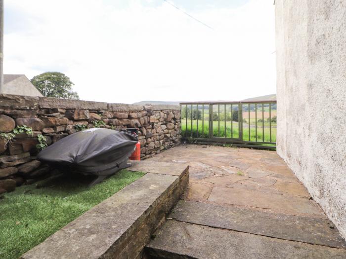 Wether Fell View, Hawes, North Yorkshire. One-bedroom cottage ideal for a couple. Countryside views