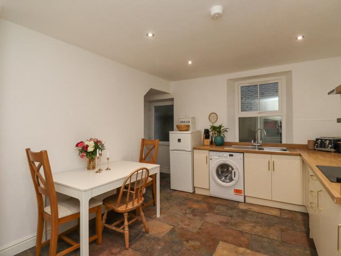 1 Tyne View, in the centre of Bellingham, Northumberland. Woodburning stove. Pet-friendly. Enc lawn.