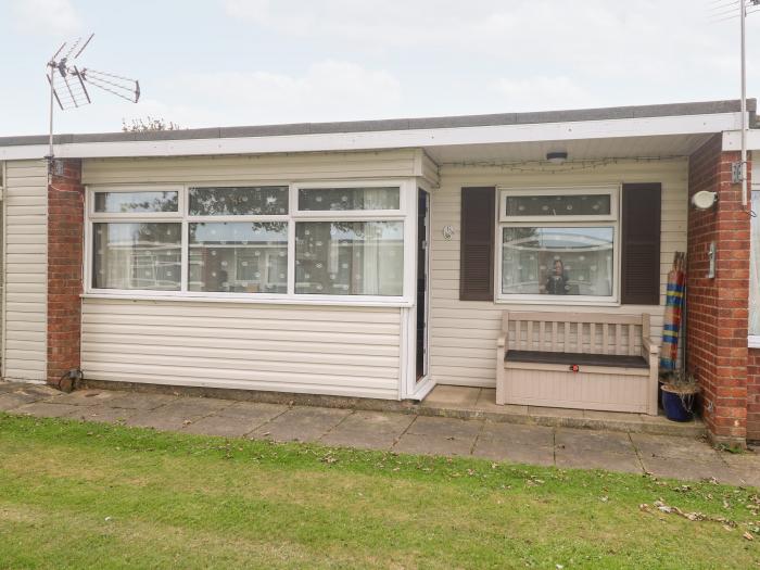 Chalet 156 is in Hemsby, Norfolk. Near The Broads AONB. Pet-friendly. Close to amenities and a beach