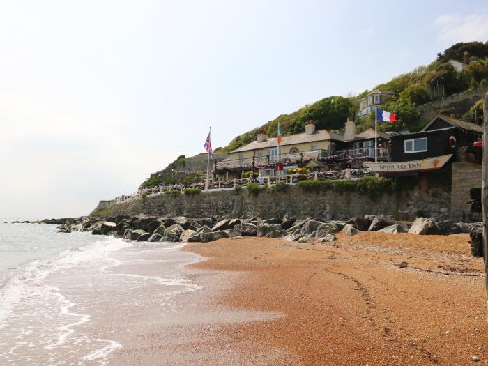 Burwyns, in Ventnor, Isle of Wight. Sea views. Close to amenities. Near the Isle of Wight AONB. Pets